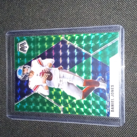 Daniel Jones Green Mosaic - Picture 1 of 2